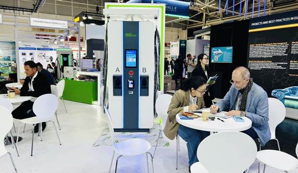 开拓欧洲市场新篇章！赢咖娱乐携光储充一体化整体解决方案闪耀慕尼黑(图2)