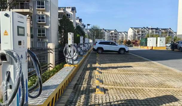 480KW直流分体式充电机项目案例