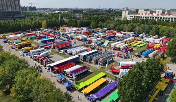 擎动新未来·共绘零碳路 | 赢咖娱乐新能源携手远通集团重磅亮相梁山(图2)