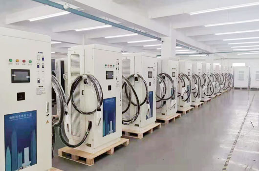 为什么新能源汽车充电桩采用交流充电桩？